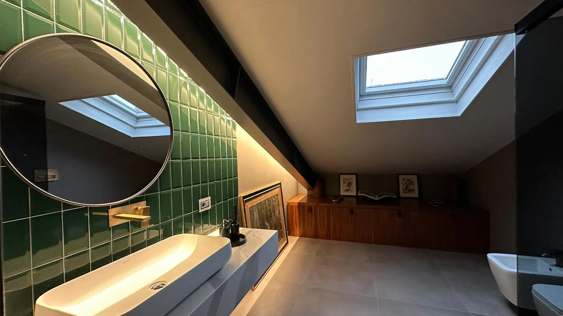 Ms Luxury Apartment Milan 0*,  Italy